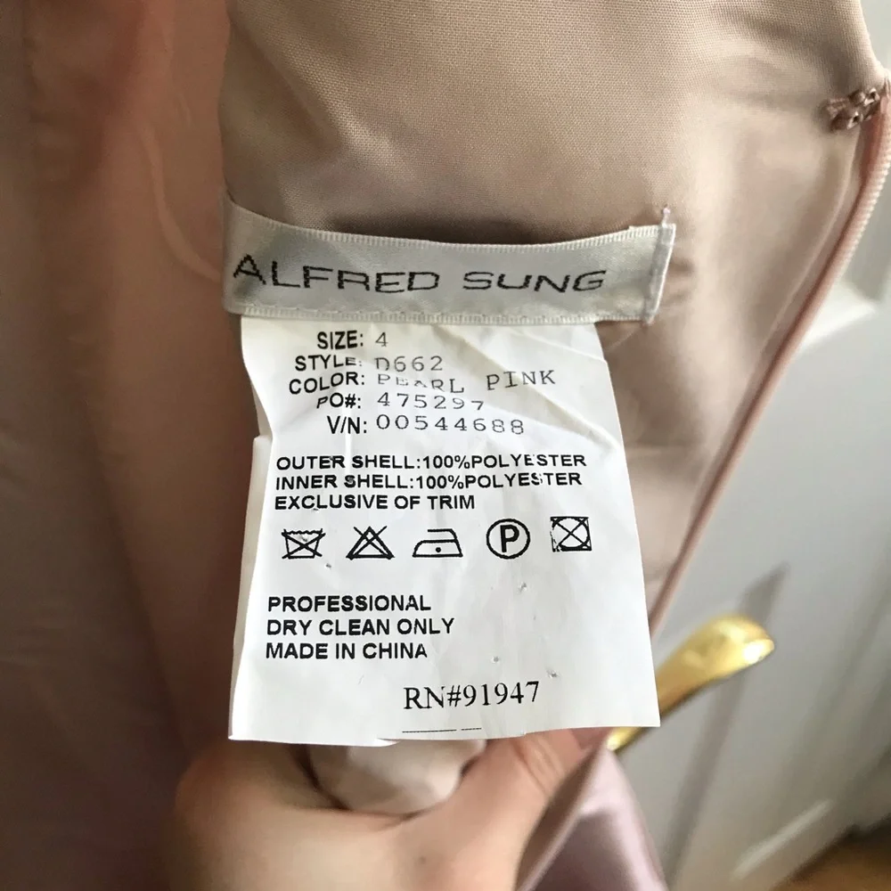 Alfred Sung D662 Bridesmaid Dress - Picture 3 of 4